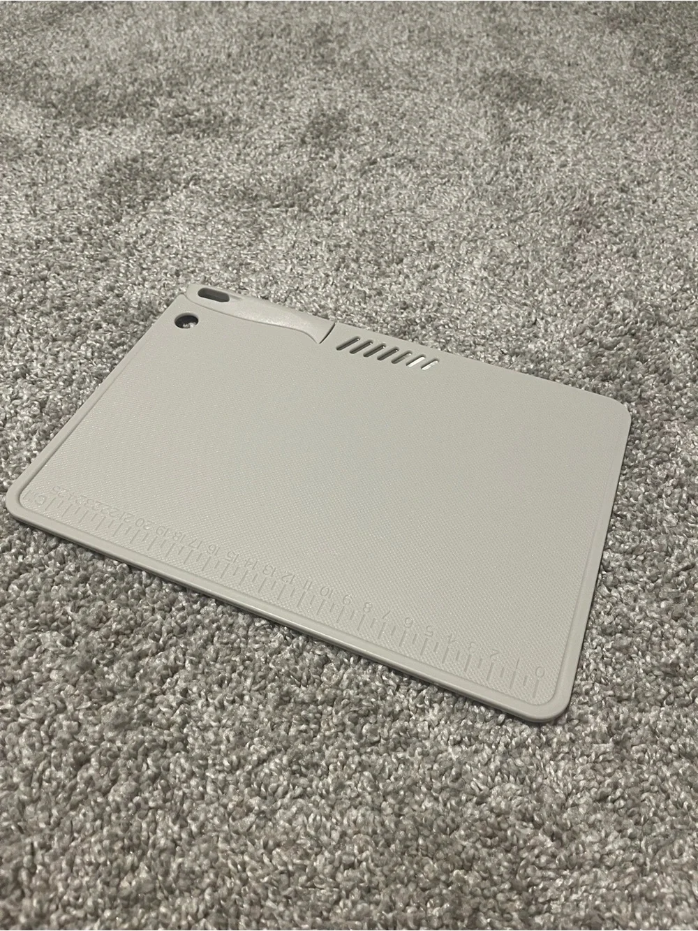 Small cutting board